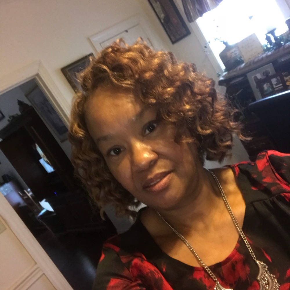 Meet your Posher, Alice